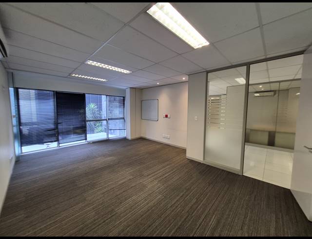375M² OFFICE TO LET IN BEDFORDVIEW